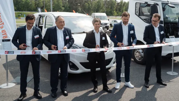 Podpisanie umowy Inter Cars BYD