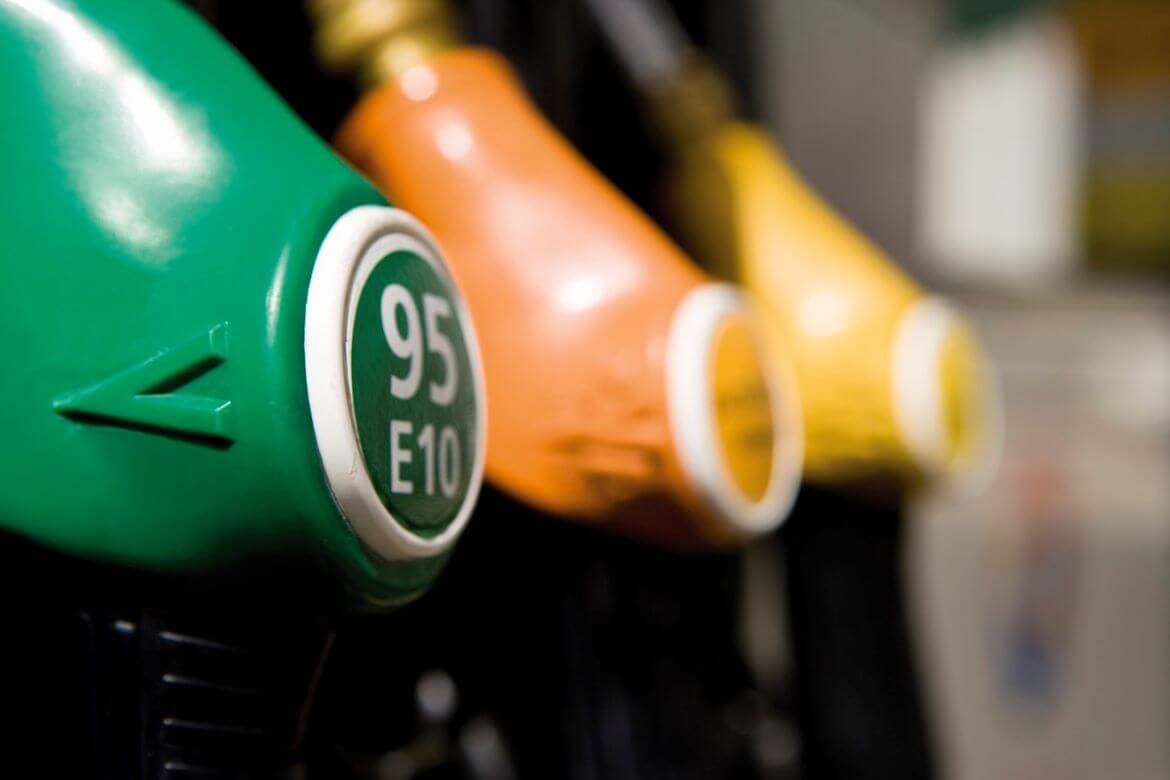 Czy paliwo E10 nadaje się do każdego rodzaju silnika benzynowego?