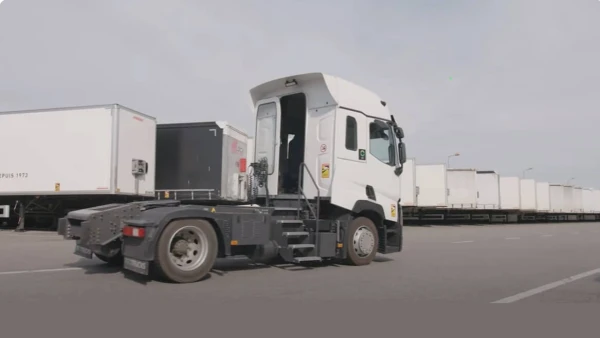 Renault ciągnik terminalowy