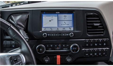 Euro NCAP rekomenduje więcej przełączników, mniej ekranów dotykowych…
