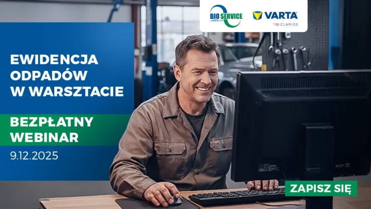 Mężczyzna pracujący przy komputerze, zapraszający na bezpłatny webinar o ewidencji odpadów w warsztacie.