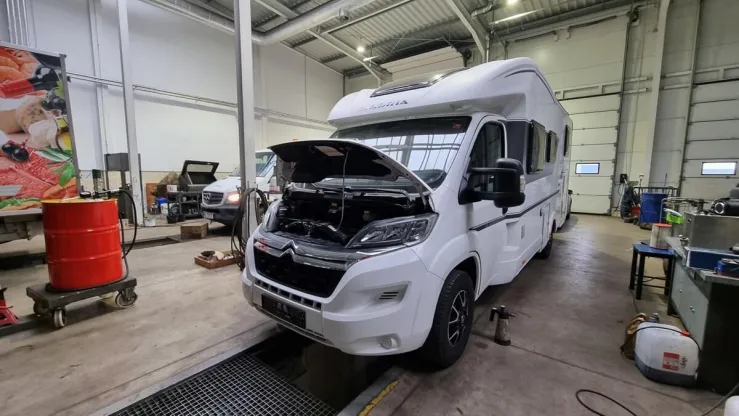 AUTO TRUCK Serwis Łódź Naprawa kamperów