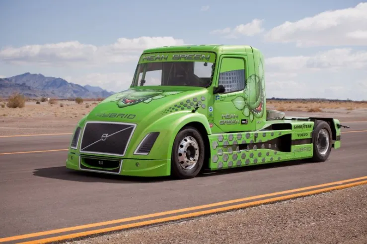 Volvo Mean Green
