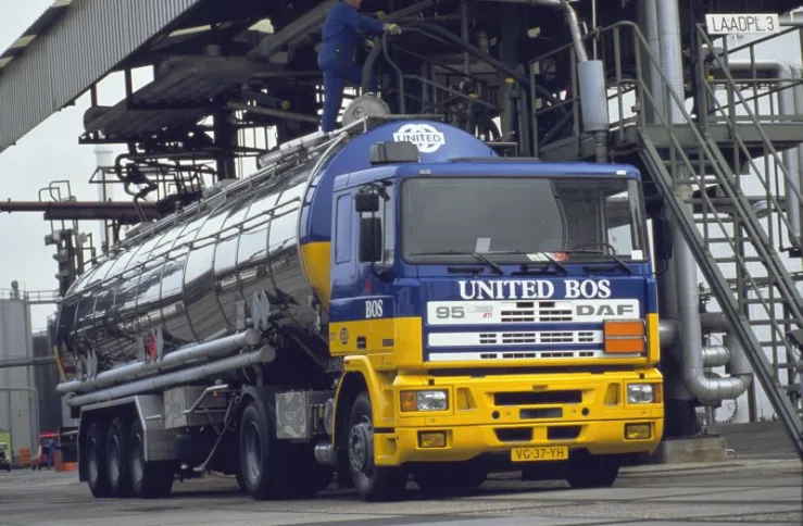 W 1987 r. nowy model samochodu oznaczony symbolem „95” jako pierwszy w historii firmy zdobył tytuł „ciężarówki roku”.