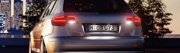 Header_osram-dam-3823534_PV_LEDriving_STANDARD_RETROFITS_exterior_BACK_license_plate_light.jpg