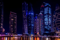 Podróż do Zjednoczonych Emiratów Arabskich – czym może zaskoczyć turystów?