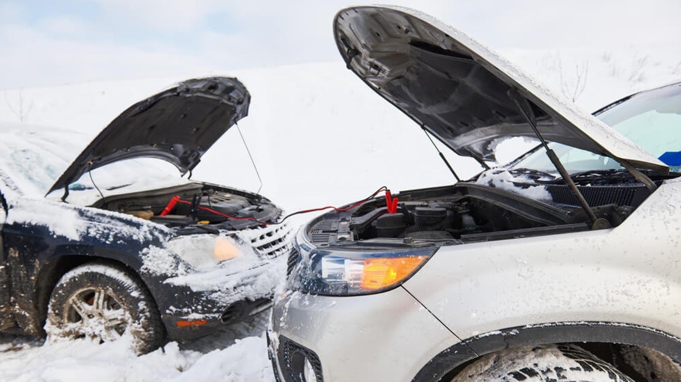 Ką daryti, kai žiemą sugenda automobilio akumuliatorius?