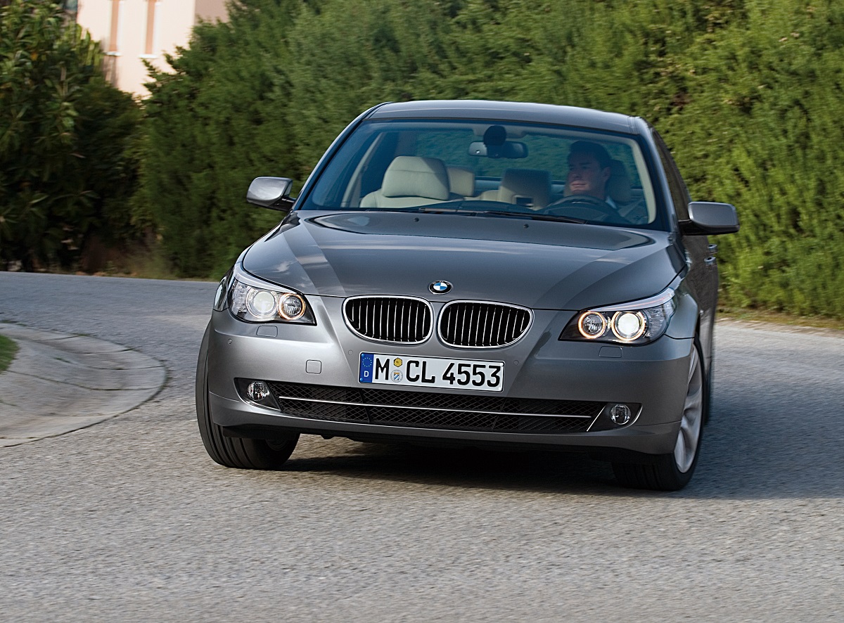 BMW Serii 5 E60 sedan