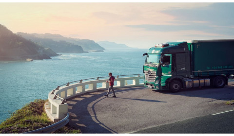 Praca w ciężarówce – jak zapewnić sobie komfortowe warunki?