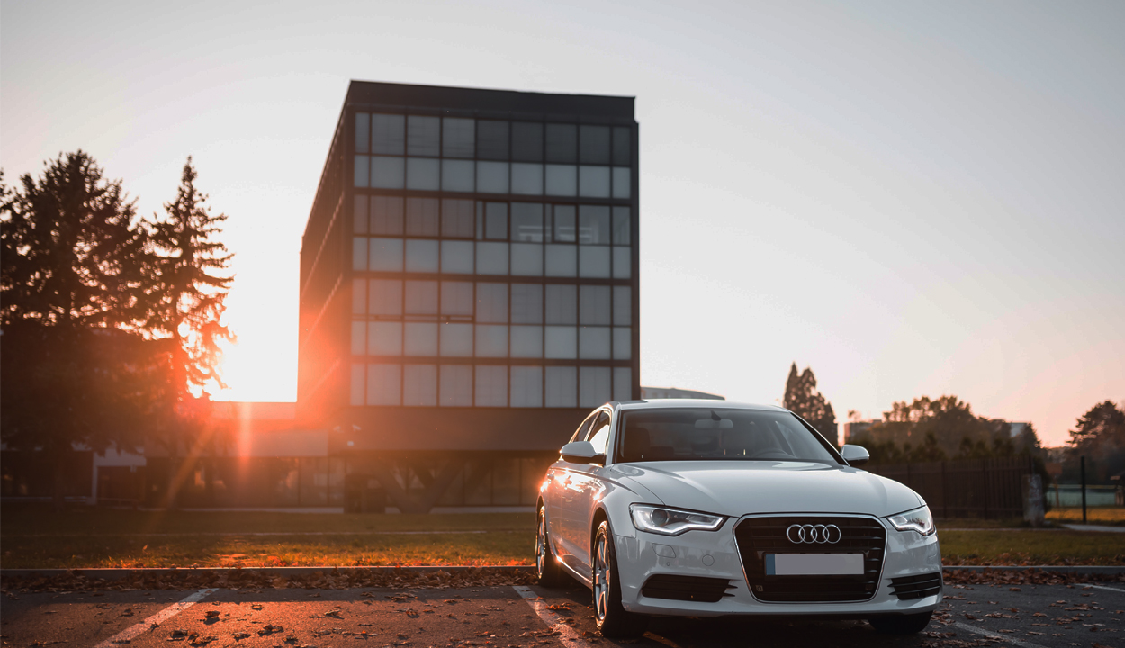 Audi – aptarnavimo planas, alyvos ir eksploataciniai skysčiai