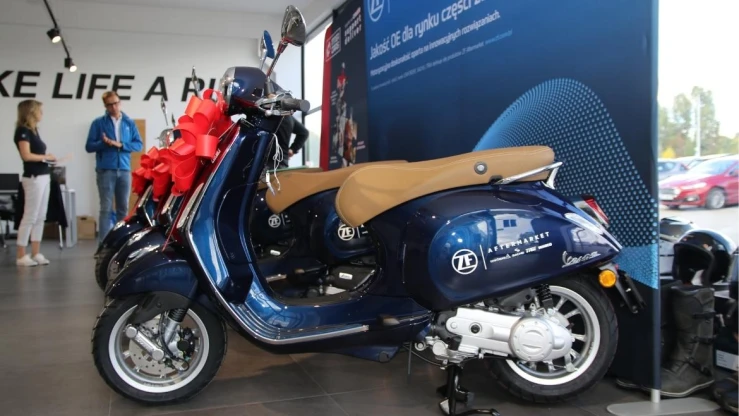 Skutery Vespa – nagrody w konkursie Inter Cars i ZF Aftermarket (8)